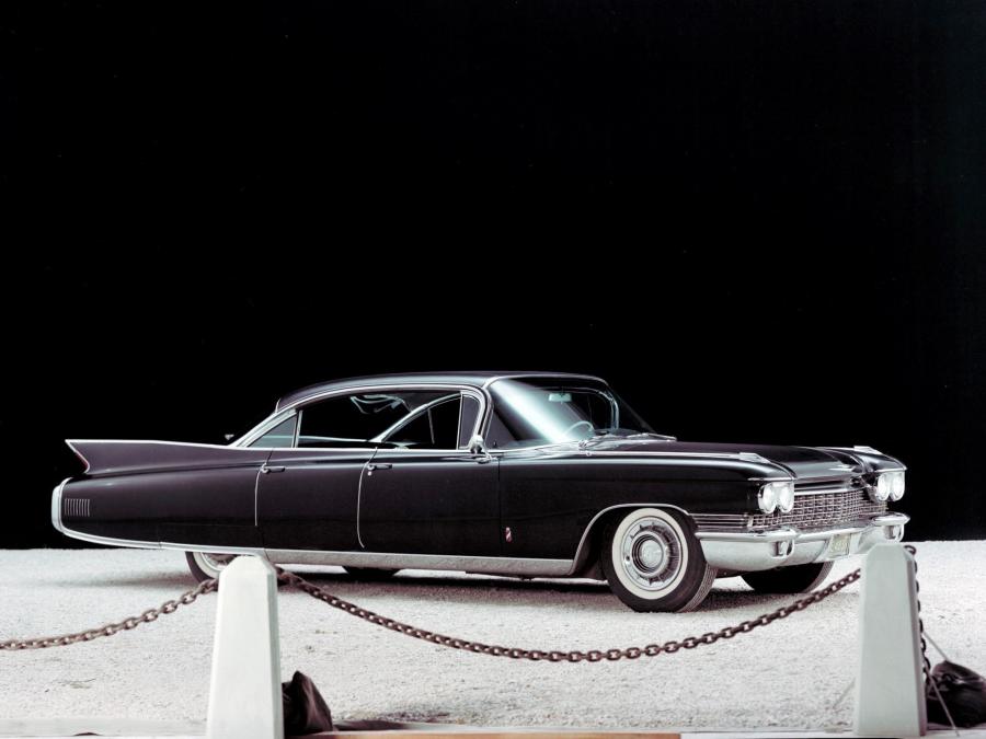  Cadillac Series 60 Fleetwood Special 1960 года  (фото 1 из 6)